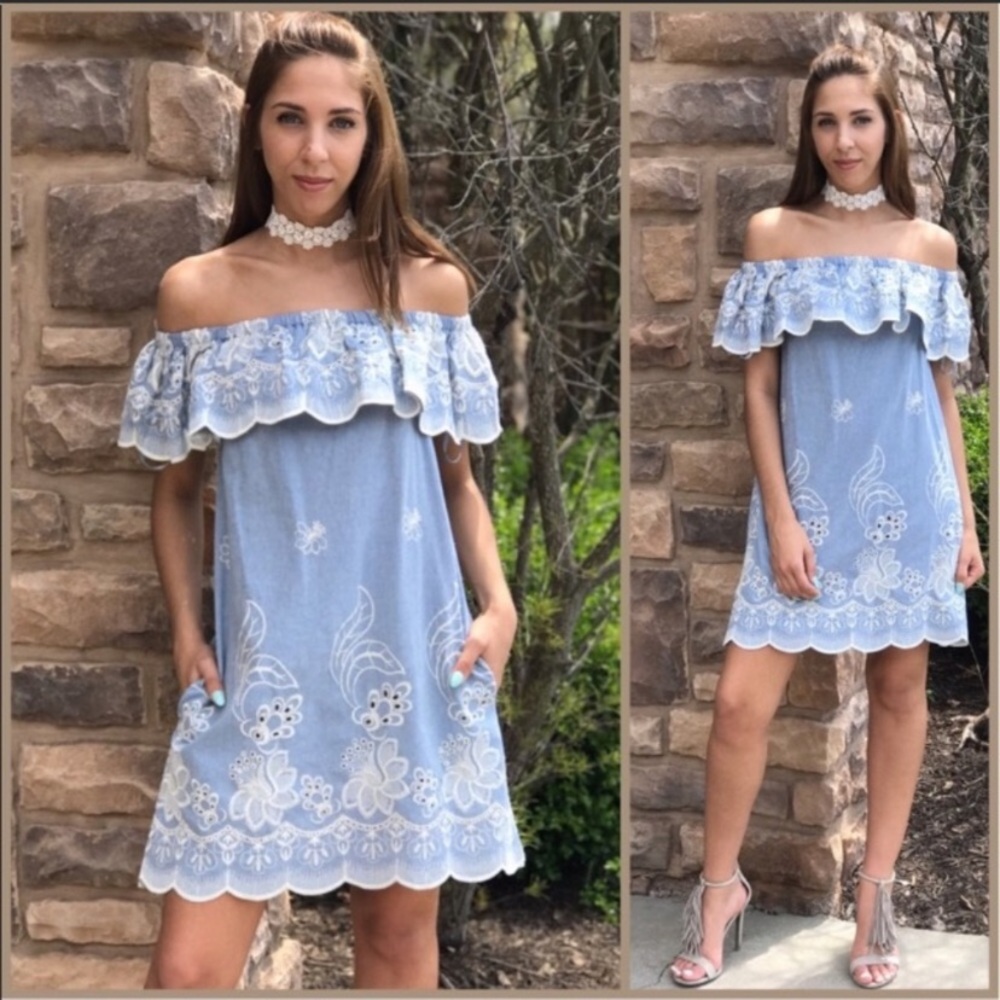 Boutique Denim Off The Shoulder Embroidered Dress Size Medium